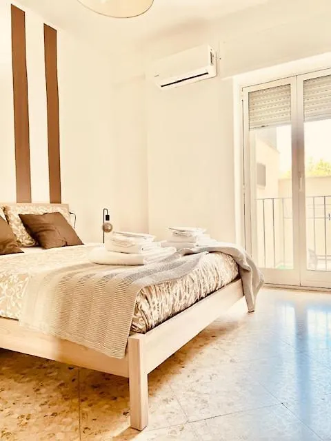 Manzoni Artist Lodge Bari 0*,